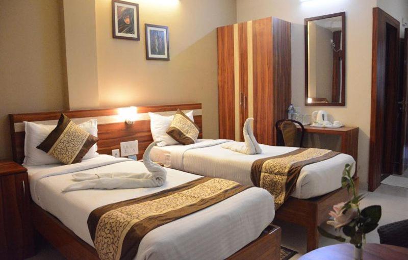 Hotel Eden Roc 3*
